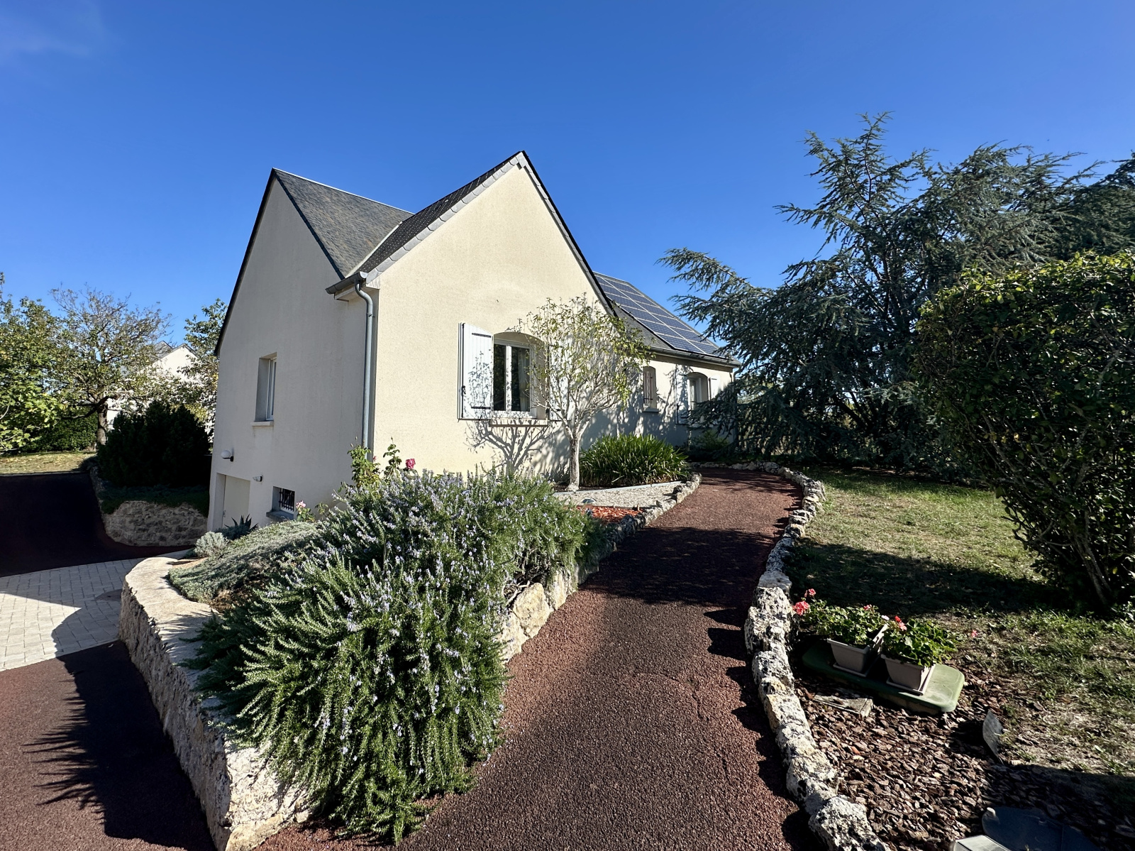 Maison 5 pièces 115 m² · à Luynes · 115 m² · 335 000 €