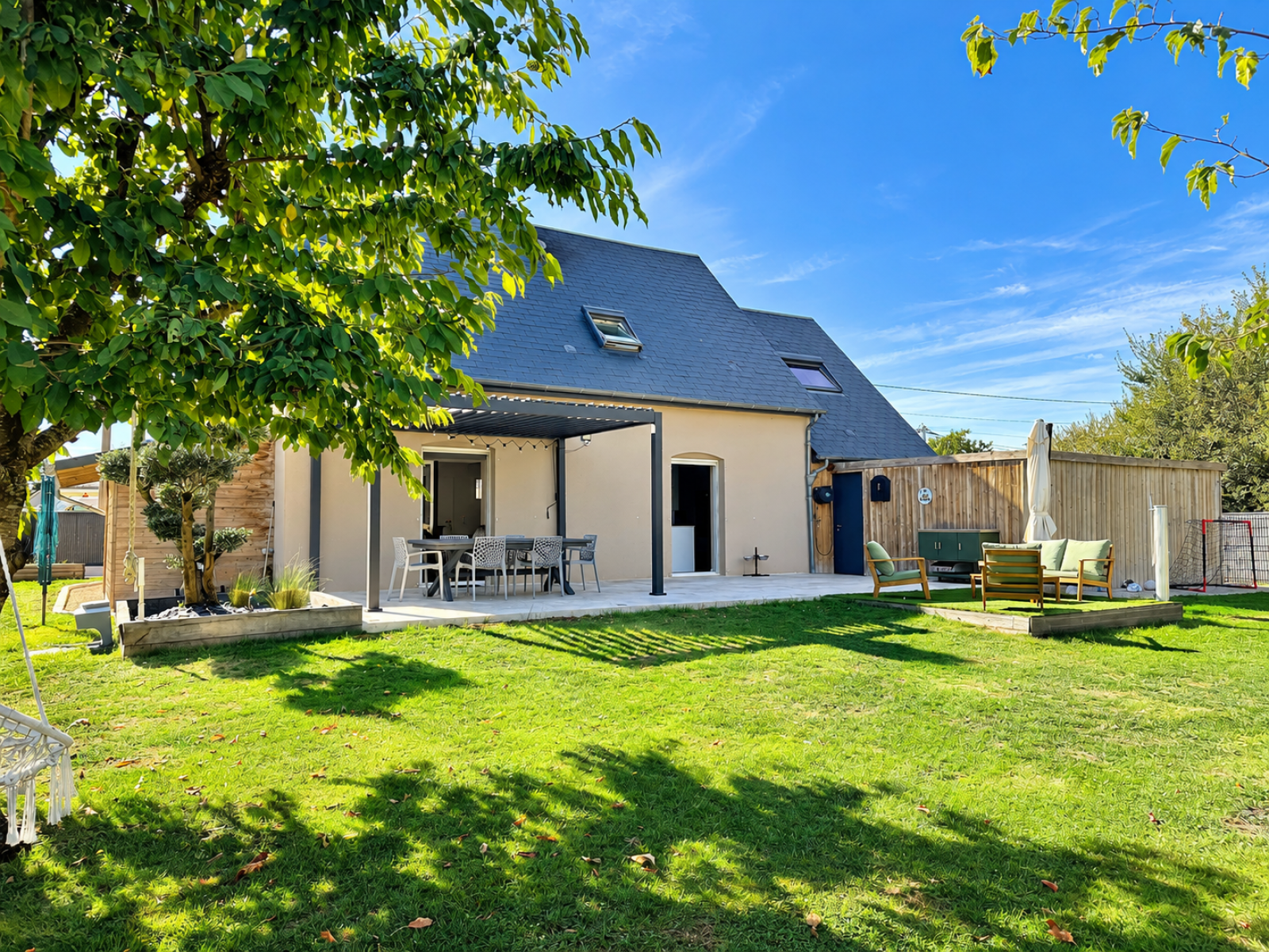 Maison 6 pièces 118 m² · à Saint-Roch · 117,5 m² · 378 000 €